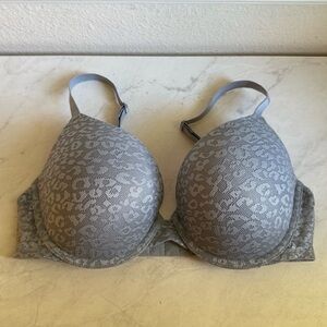 ❇️PINK Victoria's Secret Gray Leopard Print Push Up Bra 2 for $22 ❇️
